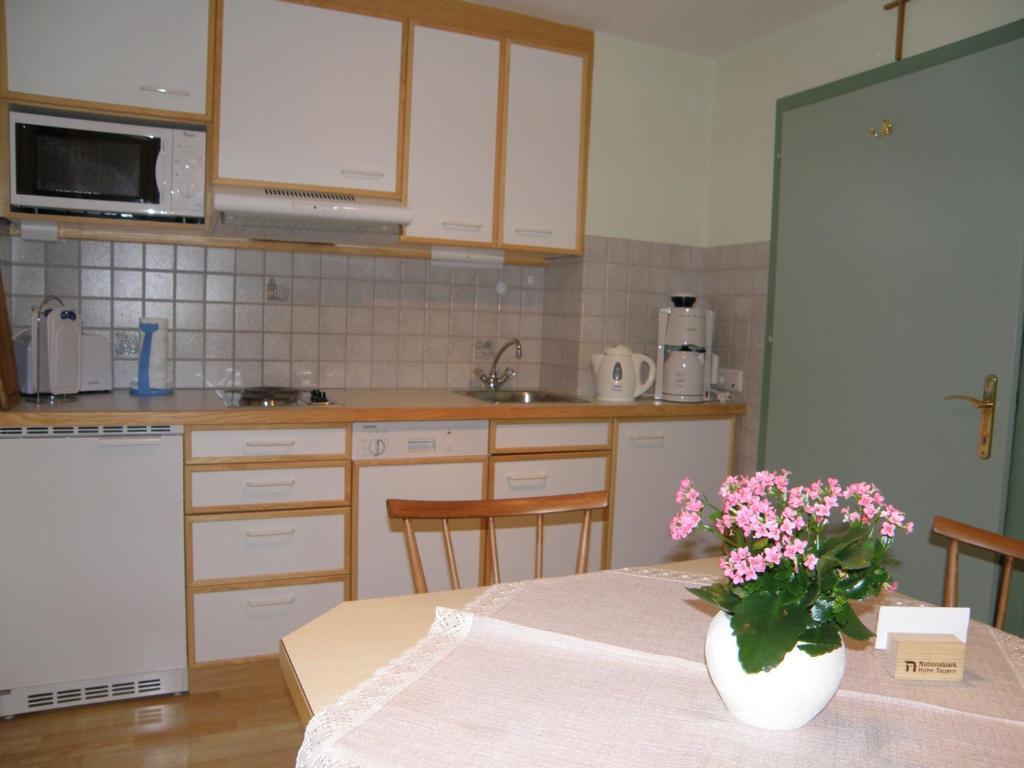 Appartement Sylvester Matrei in Osttirol Habitación foto